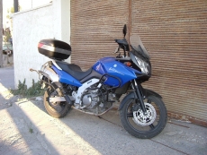 suzuki-dl650-04-bikepics-440978.jpg